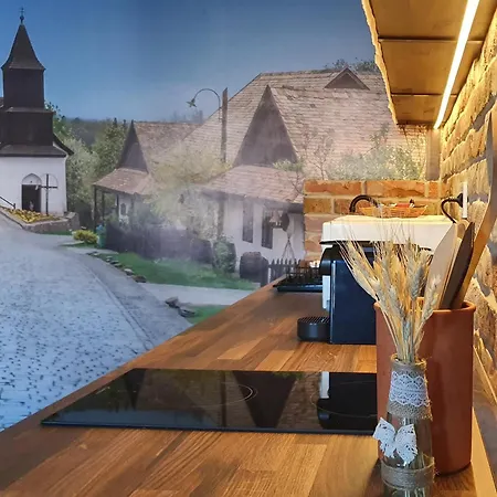 Várlak Hollőkőn Hollókő