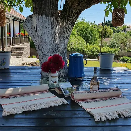 Apartamento Várlak Hollőkőn Hollókő