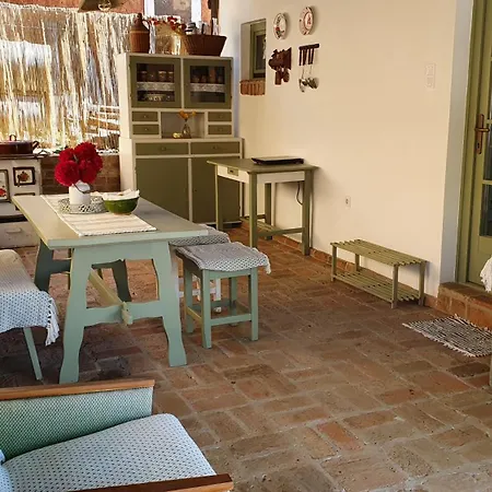 Várlak Hollőkőn * Hollókő